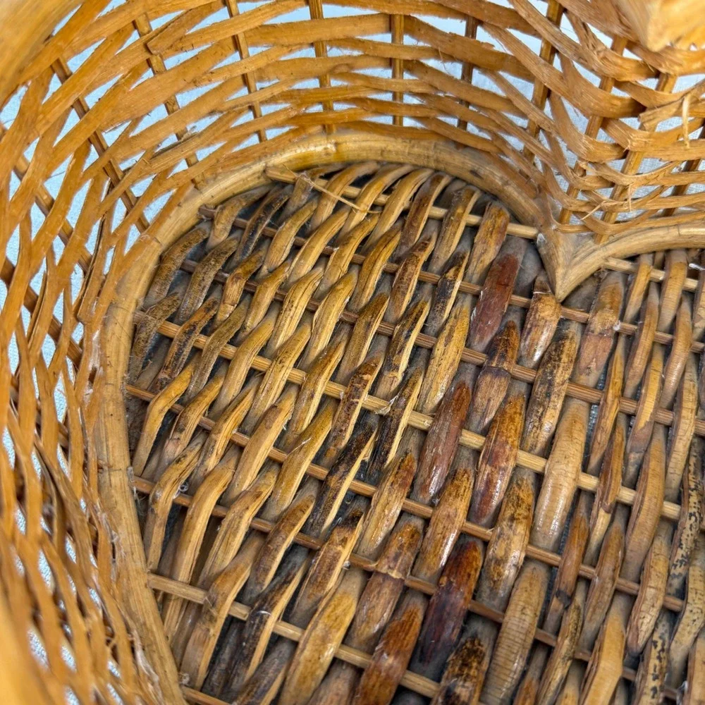 Cottagecore‎ Heart Hinged Lid Storage Basket 11.5
